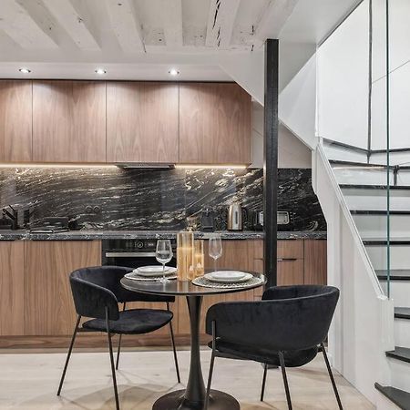 דירות Duplex Parisien Pres Du Louvre מראה חיצוני תמונה